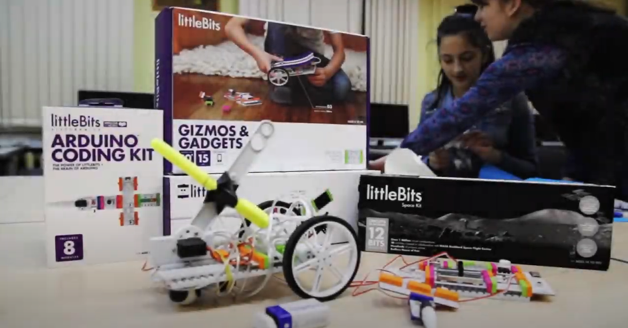 Научный парк МГУ и Лицей №1533 начали освоение робототехники LittleBits